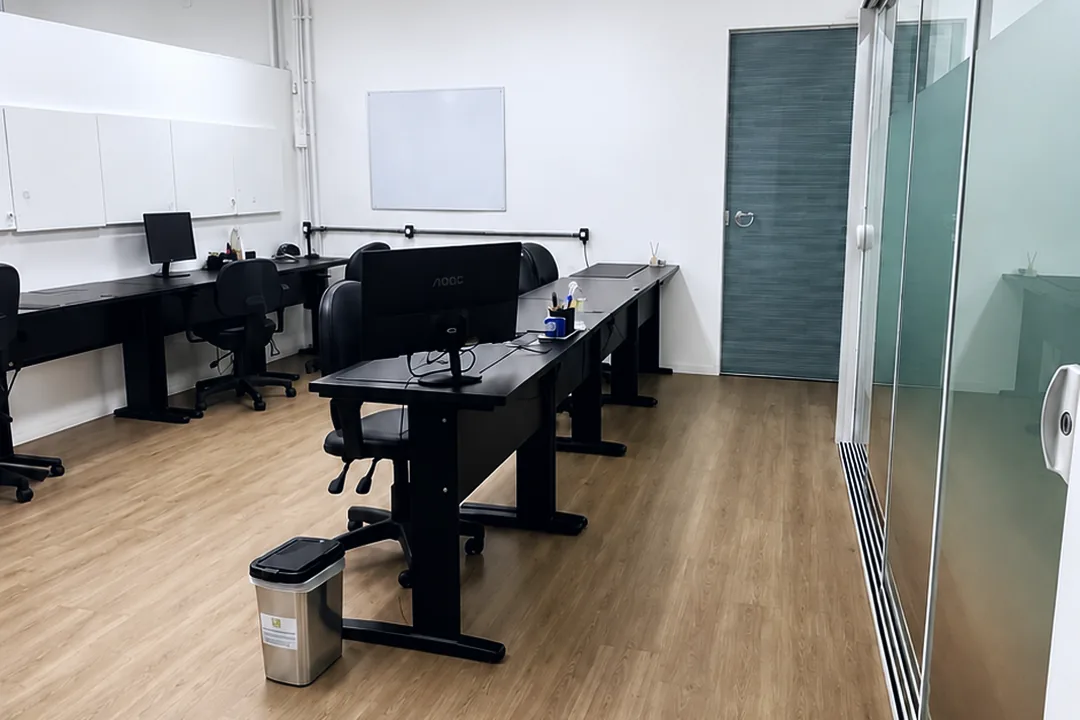 Área de trabalho da equipe no escritório do Meu Pescado